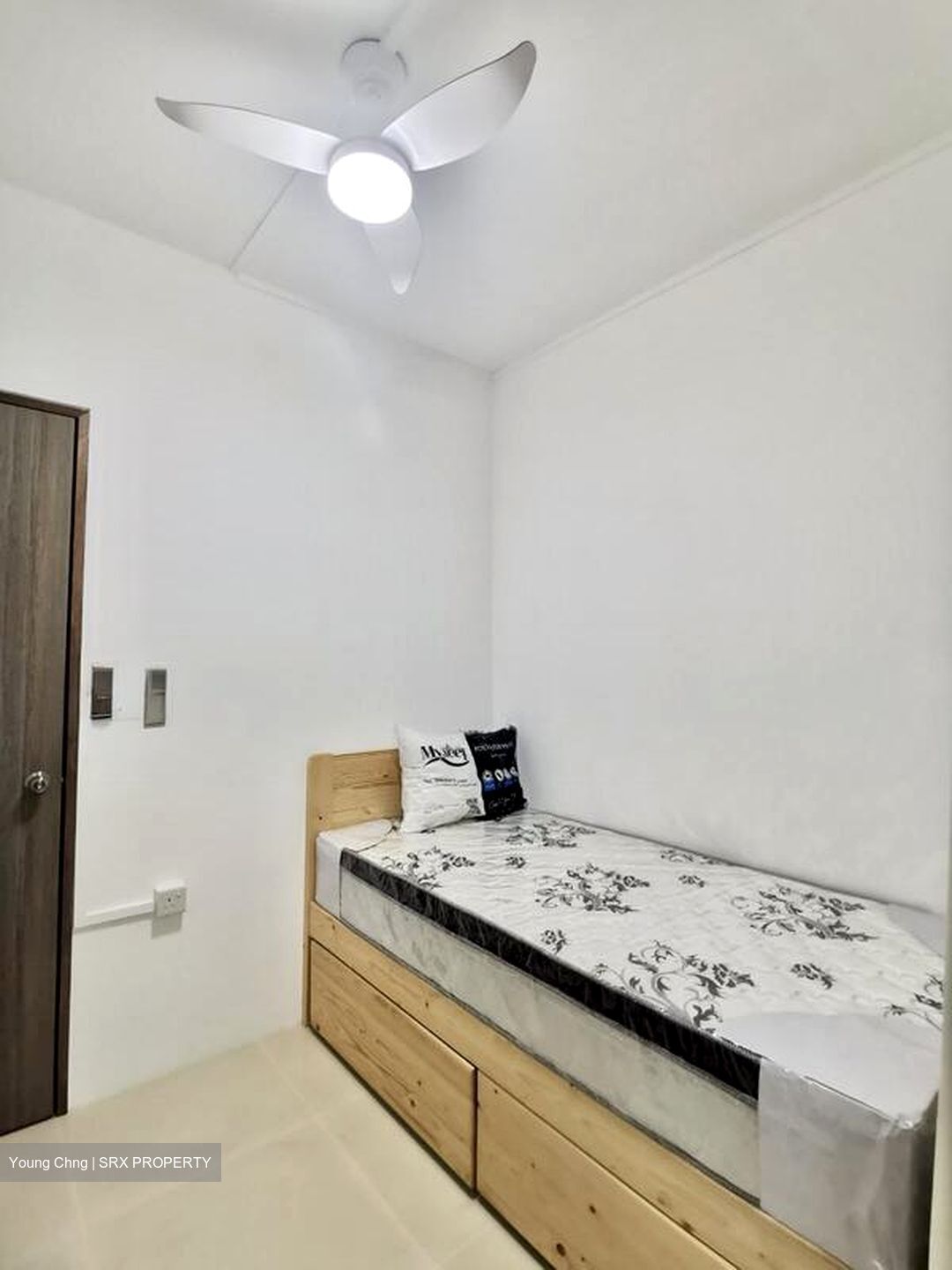 Watercolours (D18), Condominium #513824481